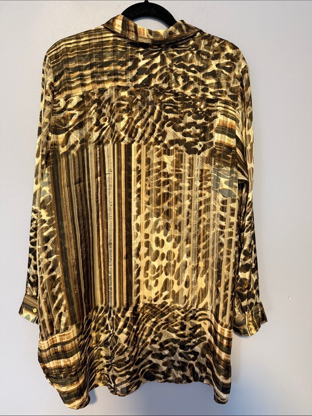 Chico’s Animal Print Tunic Top Size XL (3) Brown Black Button Front Sheer Blouse - Picture 7 of 10